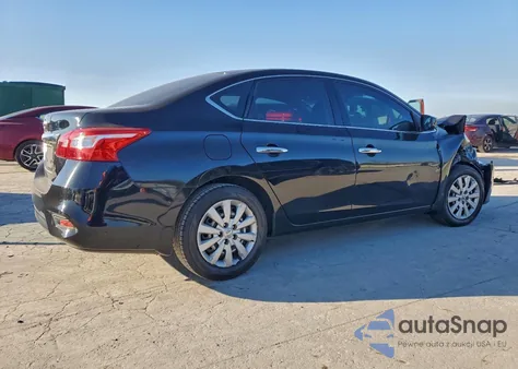 2016 Nissan Sentra S z USA, uszkodzony, nr VIN 3N1AB7APXGY219571